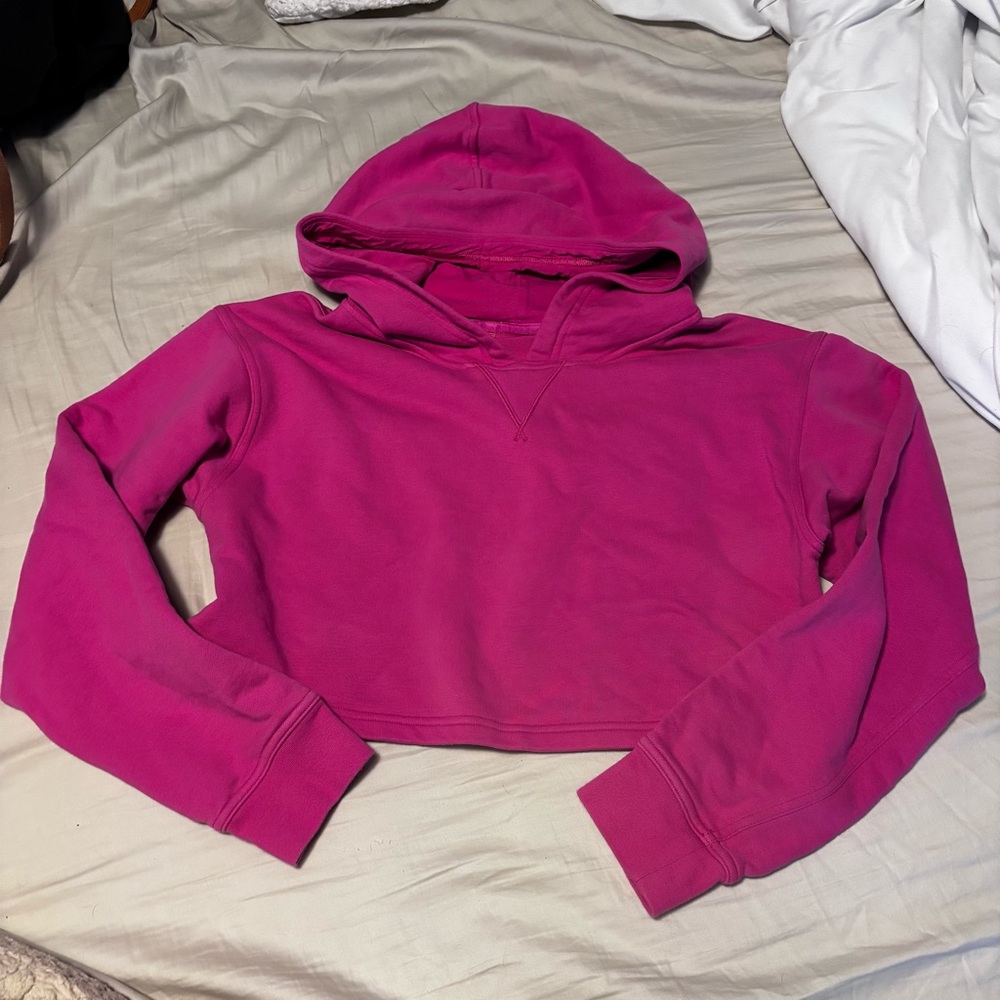Lululemon All Yours Cropped Hoodie
Sonic Pink